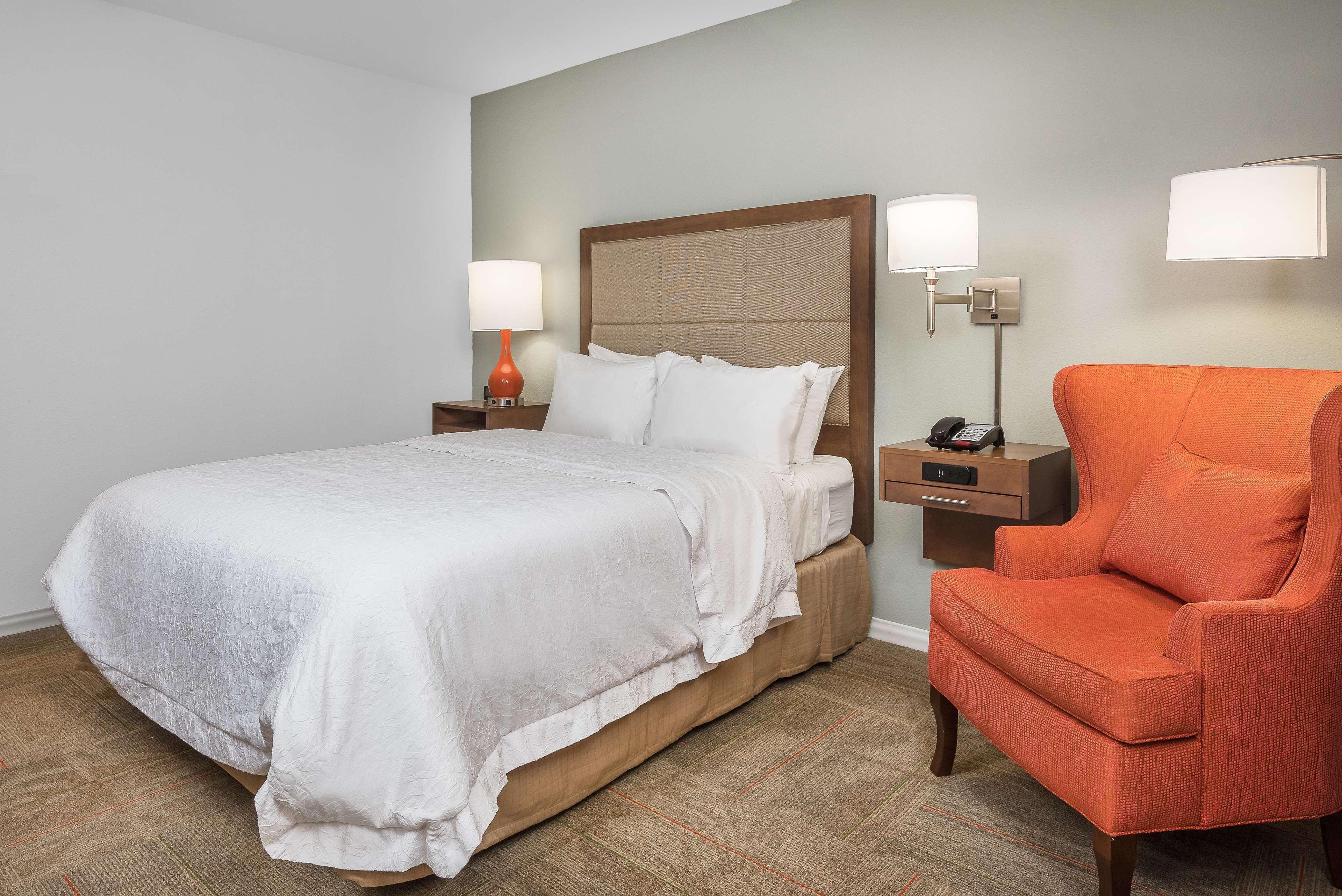 Hampton Inn & Suites Florence Center Bagian luar foto