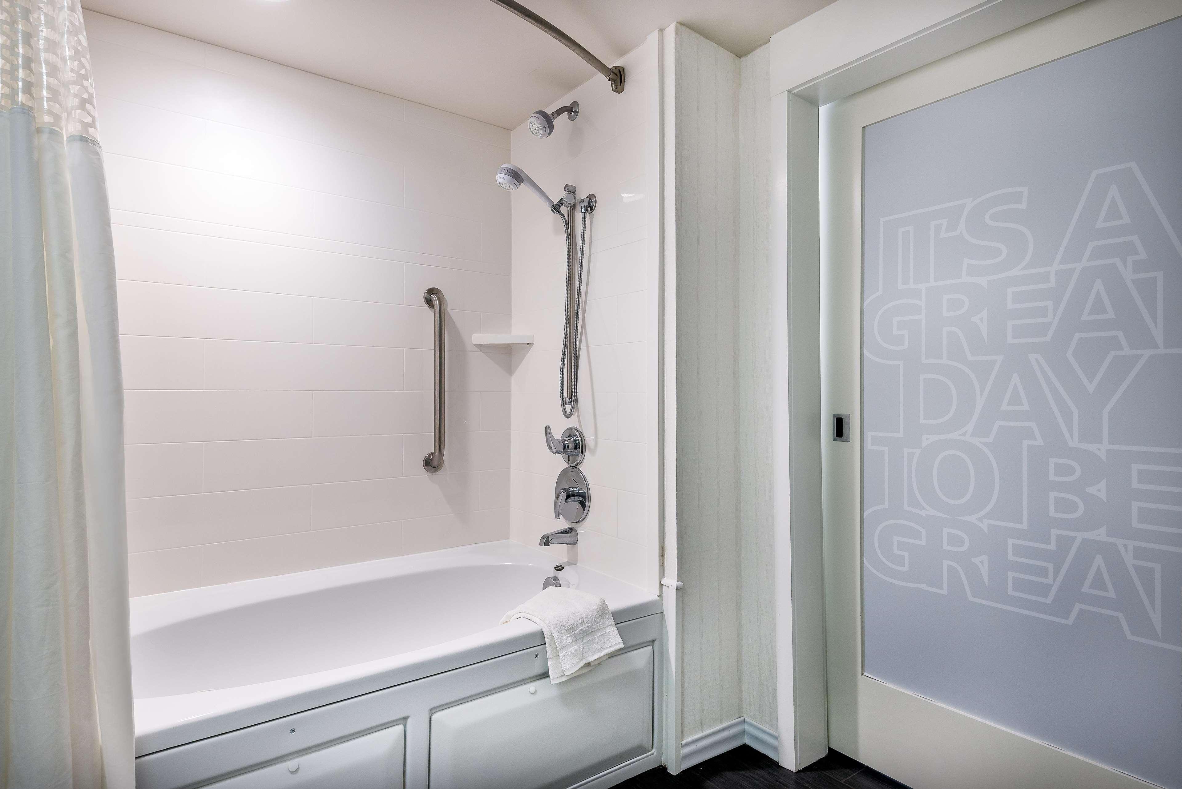 Hampton Inn & Suites Florence Center Bagian luar foto