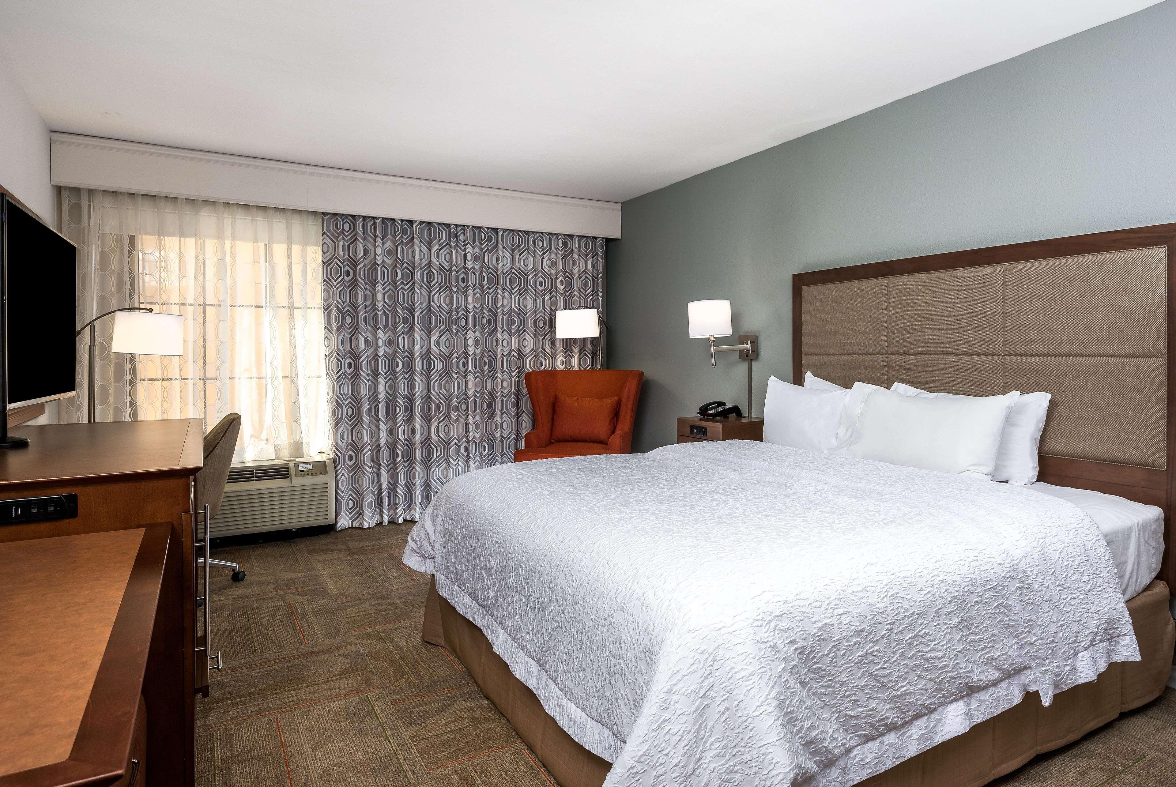 Hampton Inn & Suites Florence Center Bagian luar foto