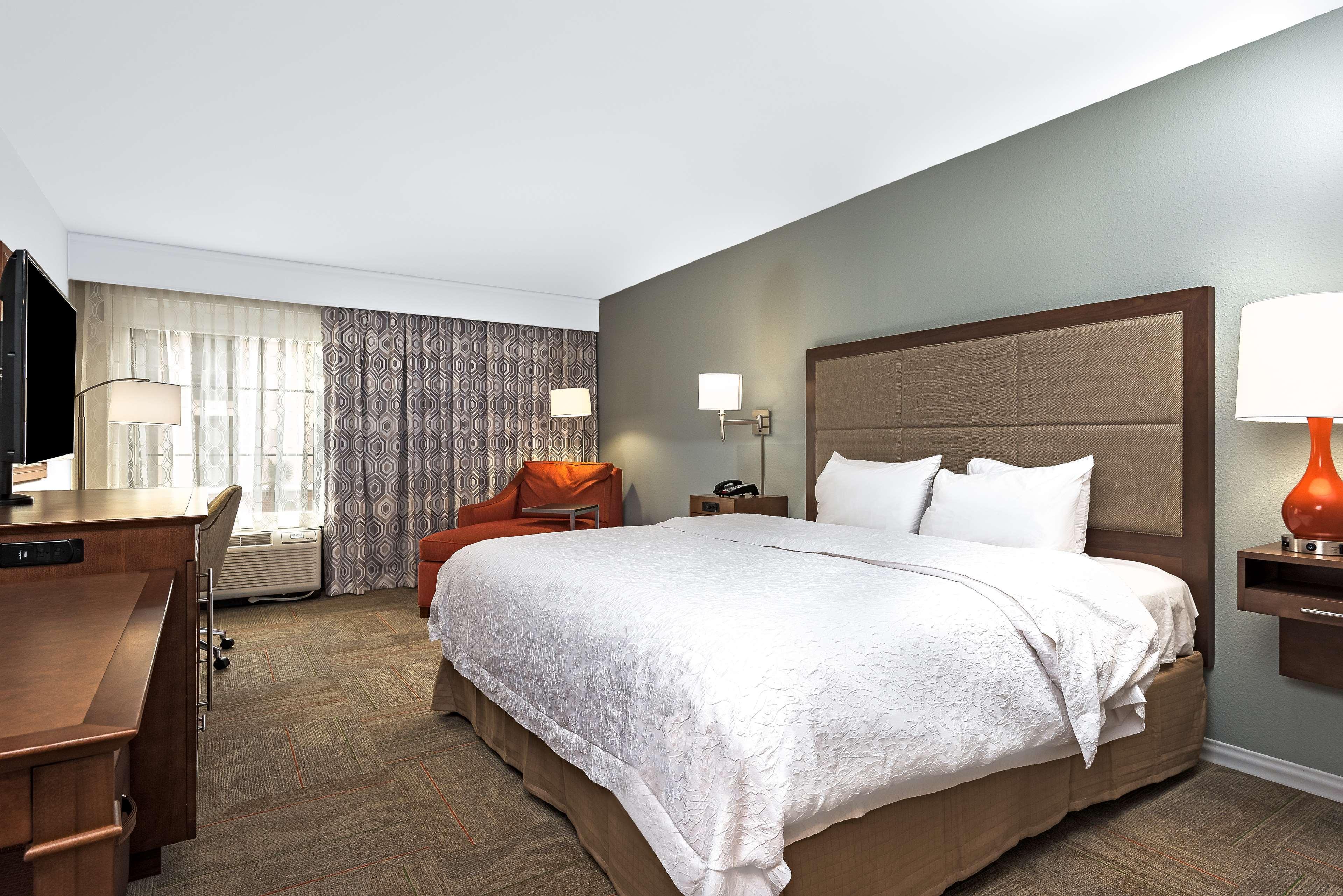Hampton Inn & Suites Florence Center Bagian luar foto